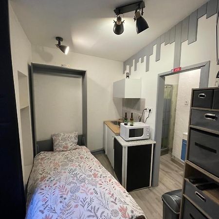 Ambert Centreville La Studette Tout Confort 外观 照片
